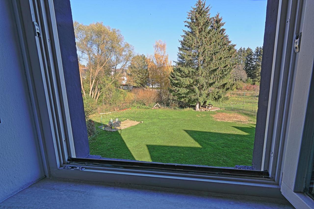 Villa Haus Schneider Kaetchen à Deudesfeld Extérieur photo